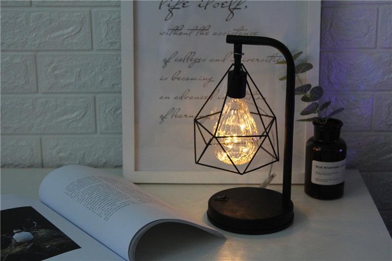 Retro Iron Art Minimalist Table Lamp Reading Lamp Vintage Night Lamp for Bar Bedroom Bedside Lighting Home Deco Lamp Bedside New Cute Study Lamps for Bedroom Décor